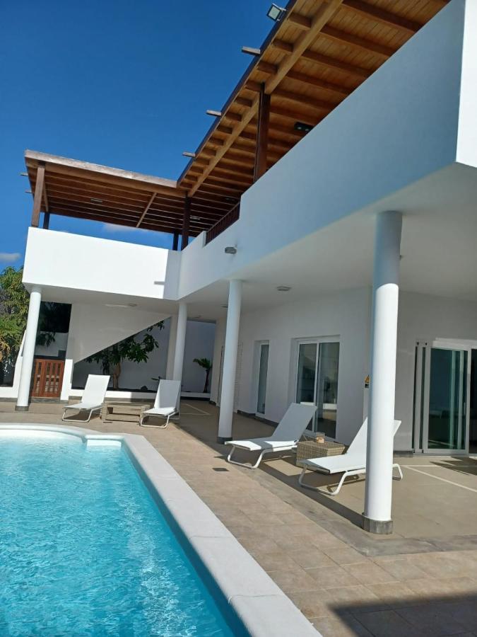Villa Lanzarote Puerto Calero Esterno foto