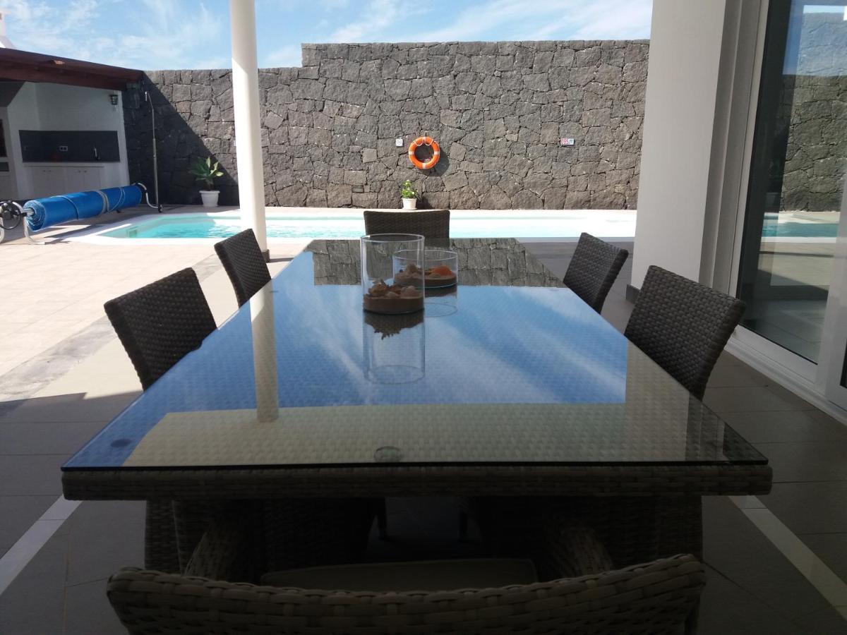 Villa Lanzarote Puerto Calero Esterno foto